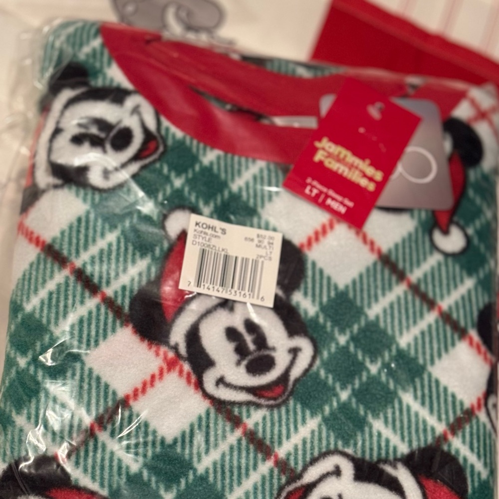 DISNEY Christmas Men’s PJ TALL